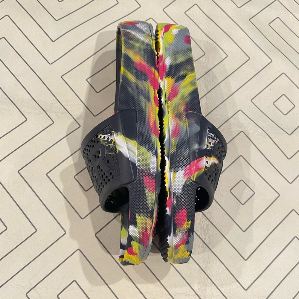 Hunter Colorful Slide Sandals - Picture 5 of 9